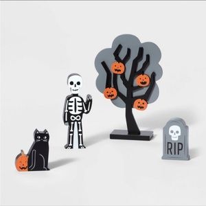 Hyde & eek! Wood mini mantle halloween skeleton/cat/tombstone decoration